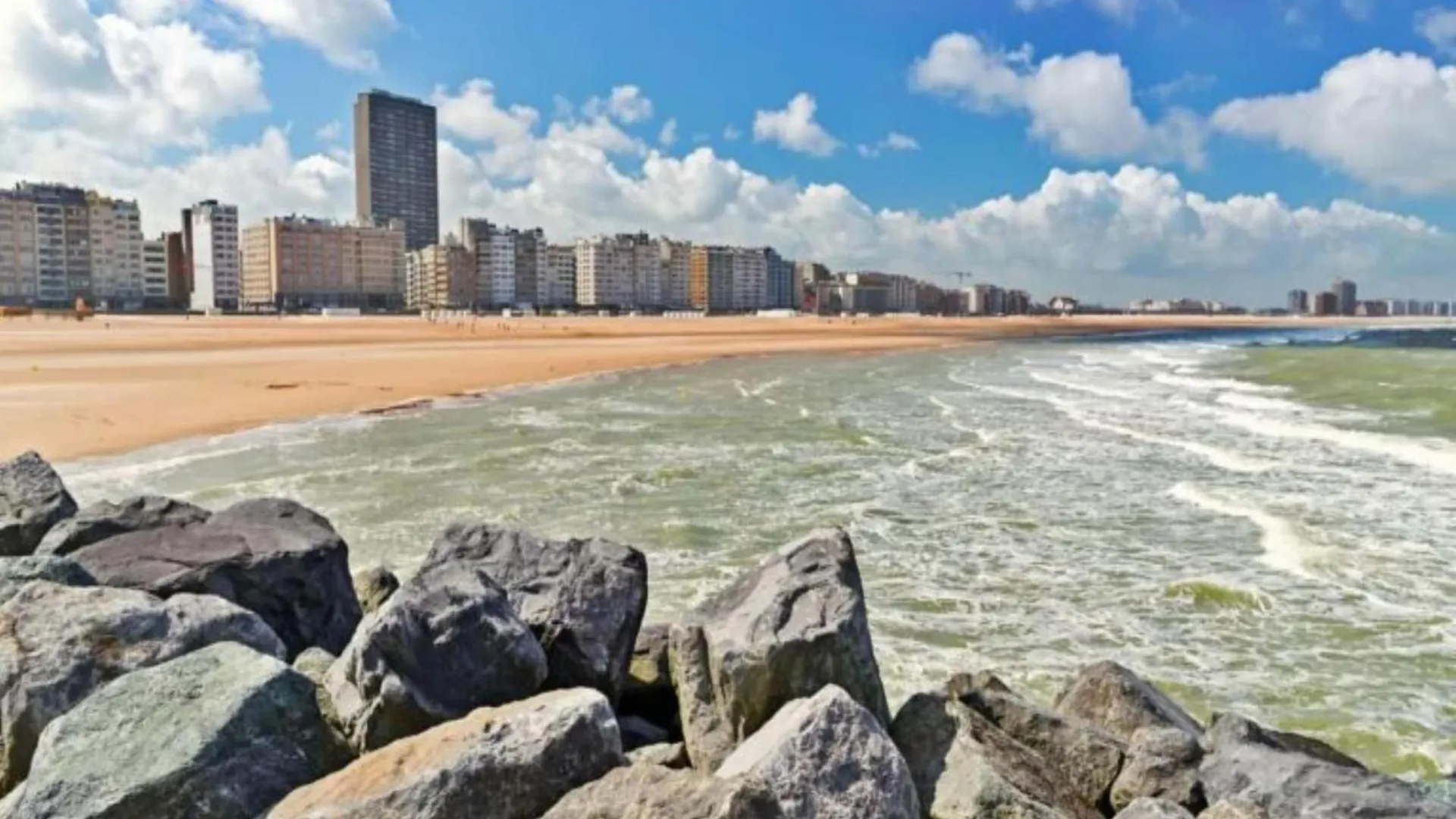 Cozy Apartment With Sunny Terrace Ostend Belgium
