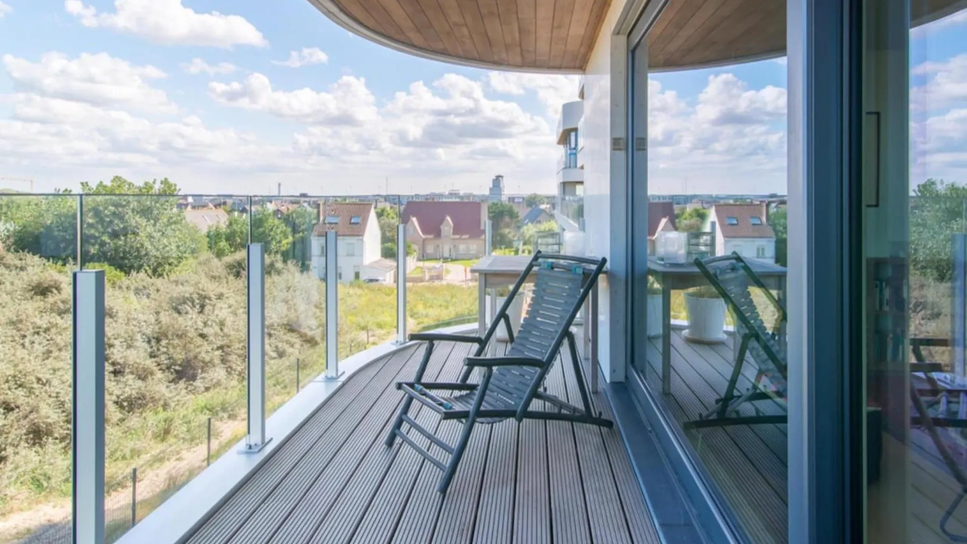 Cozy Apartment With Sunny Terrace Ostend